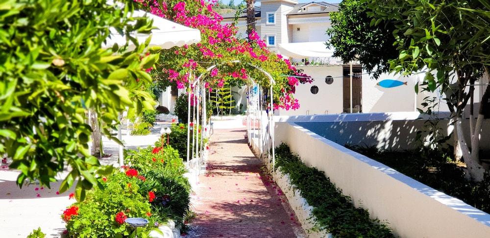 Erendiz Garden Hotel Kemer Exterior photo